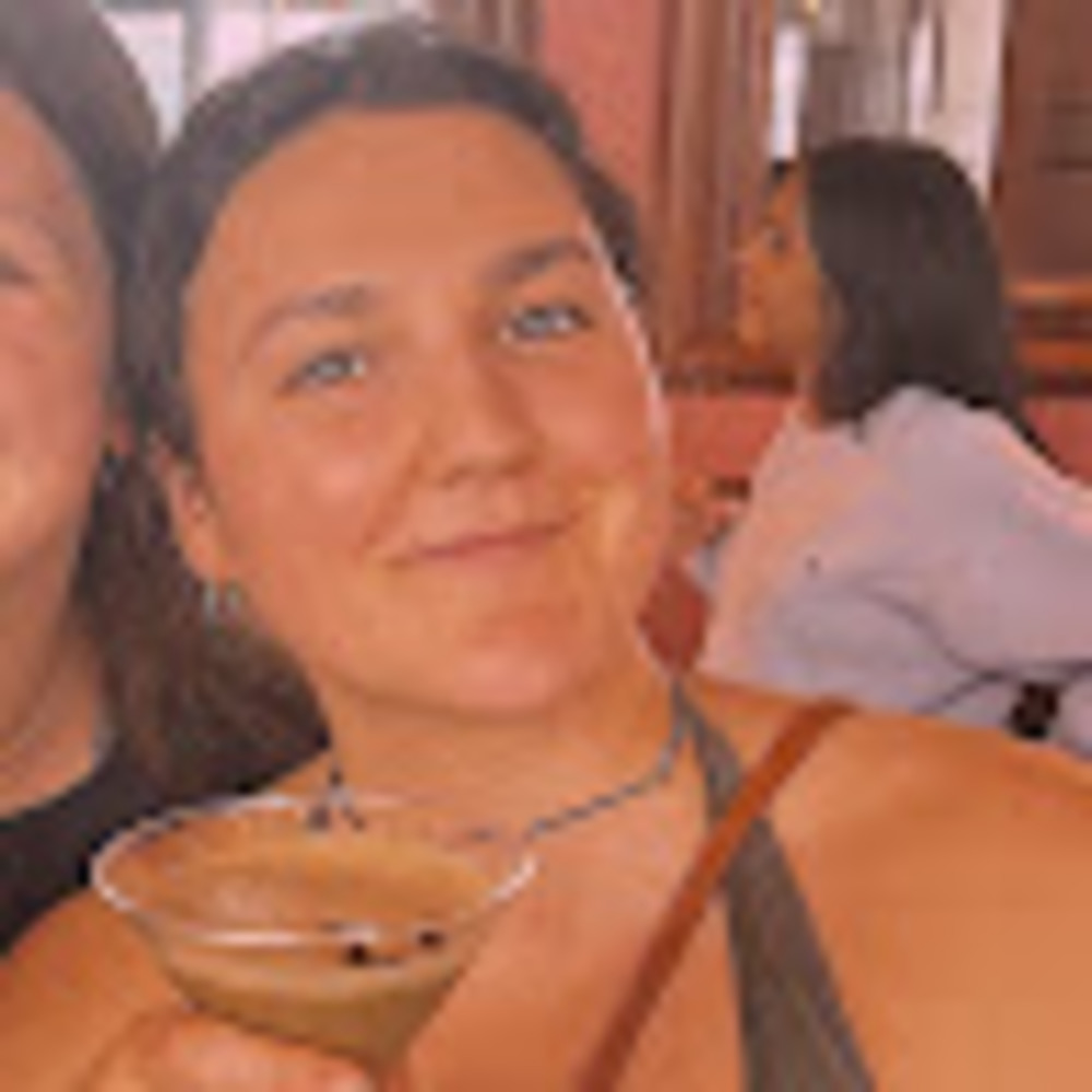 Meet your Posher, Hannah